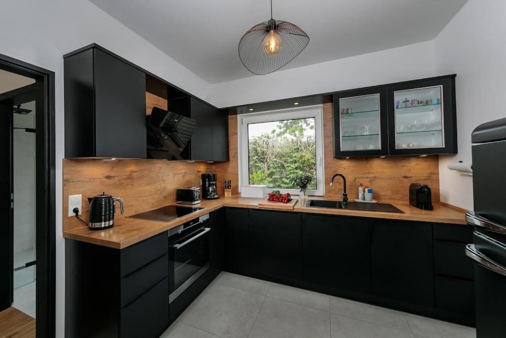 פוטסדאם Charmantes Townhaus Mit Garten, W-Lan & Netflix מראה חיצוני תמונה