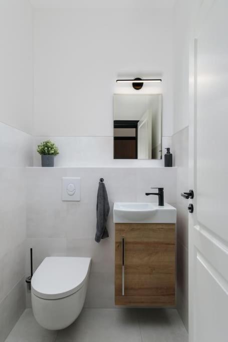 פוטסדאם Charmantes Townhaus Mit Garten, W-Lan & Netflix מראה חיצוני תמונה
